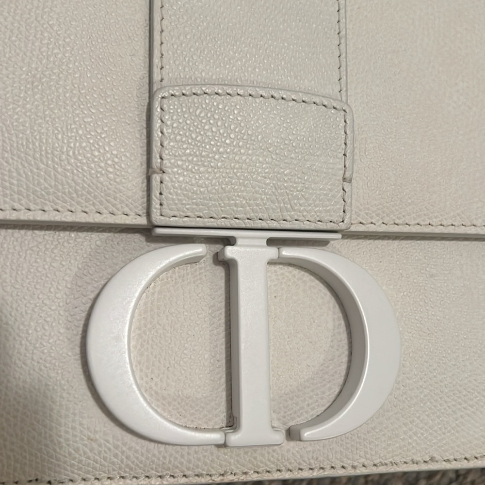 Authentic-DIOR 30 Montaigne Bag - Picture 9 of 12
